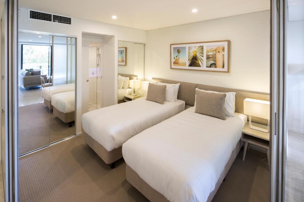 Postel nebo postele na pokoji v ubytování Breeze Mooloolaba, Ascend Hotel Collection
