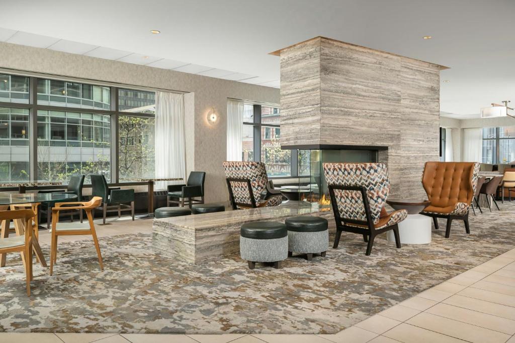 Residence Inn by Marriott Chicago Downtown/River North