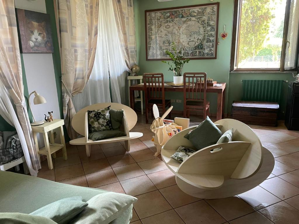 Il giardino di Emilia - villa con piscina nel verde