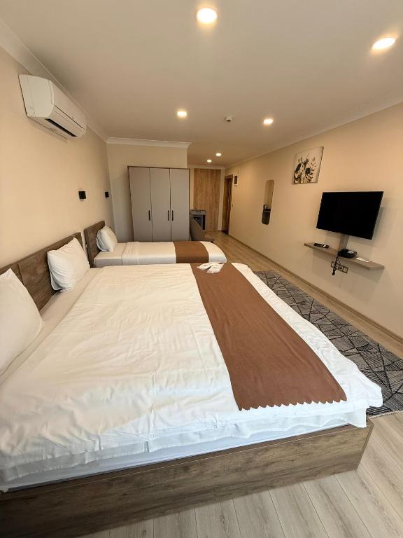 Rena Grand Residence & Suit - Chambre Triple Avec Vue Sur Mer