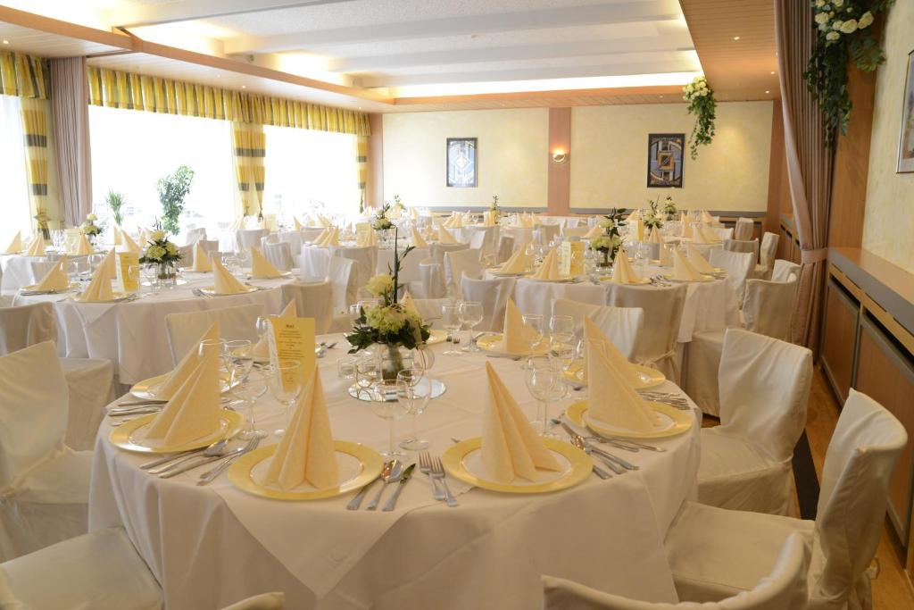 Restaurace v ubytování Hotel Alt Riemsloh