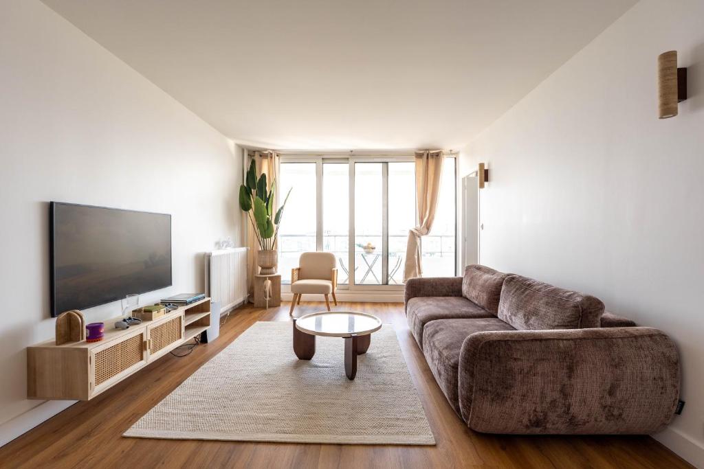 1 bedroom apartment with a superb balcony