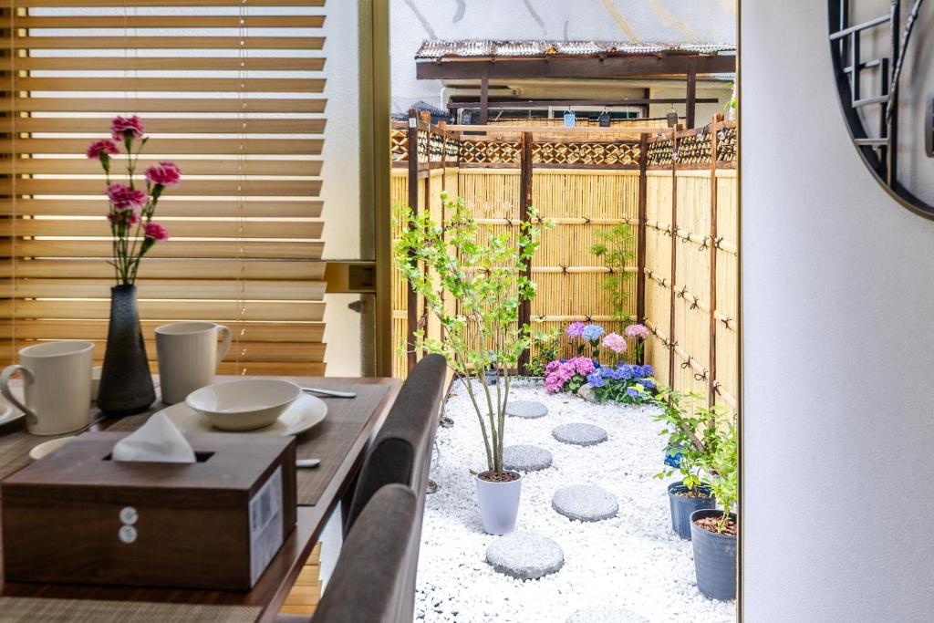 Japanese House with Garden,5-min Walk to Kanegafuchi Sta,2BR,3 stops to skytree,MitakuInn Sumida