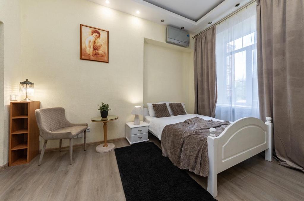 City Escape Cozy Retreat by Independence Square головне фото
