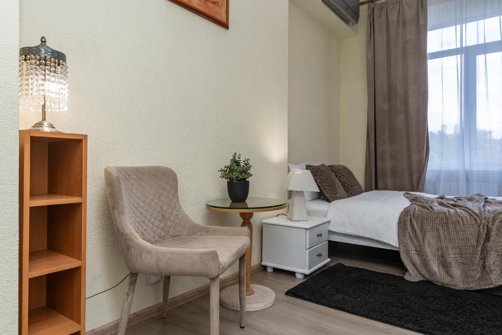 City Escape Cozy Retreat by Independence Square фото 4