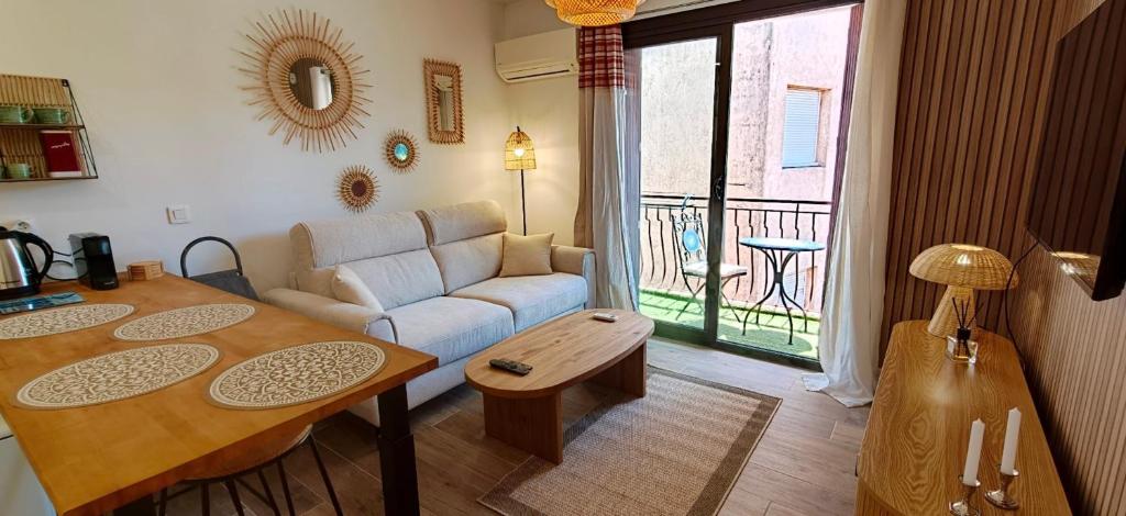 Bright apartment near the sea in Saint-Raphaël