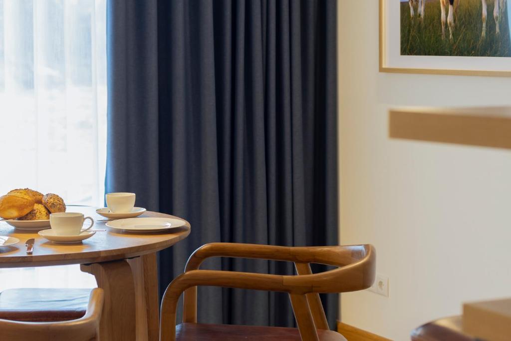 Gulfhof bei Kletzsch Apartments & Ferienwohnungen in Großefehn Ostfriesland - Apartamento Deluxe De 1 Quarto Com Vista Do Jardim