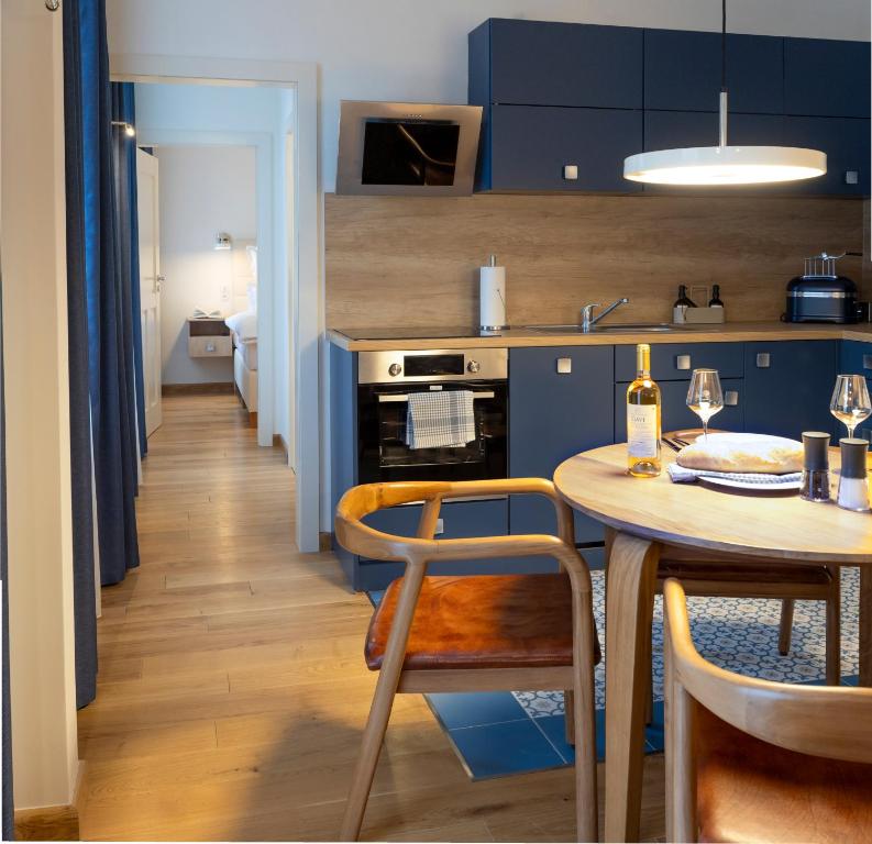 Gulfhof bei Kletzsch Apartments & Ferienwohnungen in Großefehn Ostfriesland - Apartment Mit 1 Schlafzimmer Und Terrasse