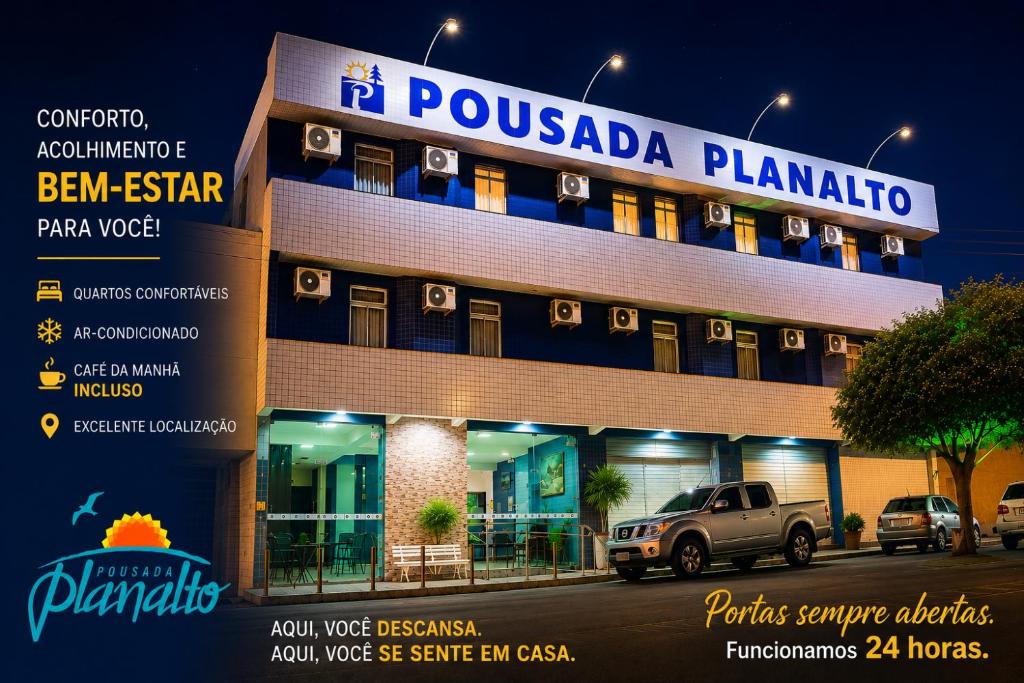 a building with a car parked in front of it at Pousada Planalto in Juazeiro do Norte