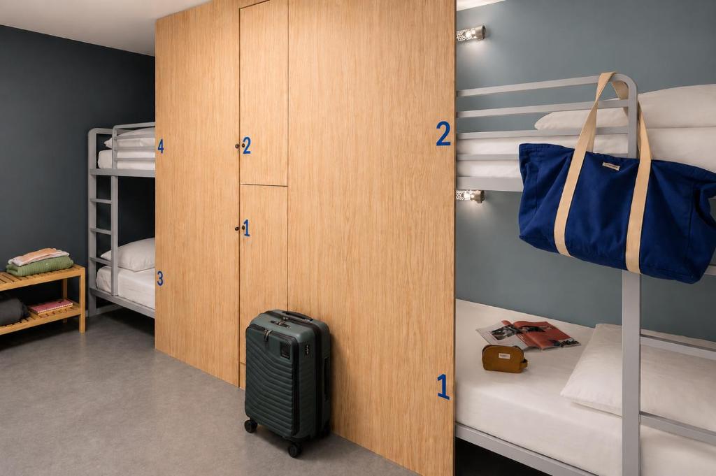 Eklo Hotels Lille - Lit Eklo Dans Un Dortoir Réservé Aux Femmes