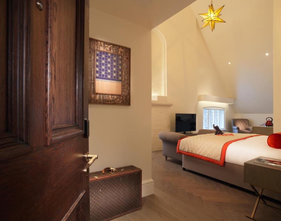 The LaLit London - Resim 35