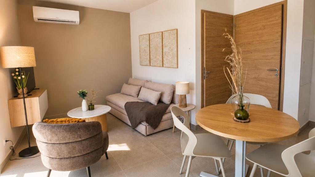 Résidence Saint Flor - One-Bedroom Apartment With Balcony