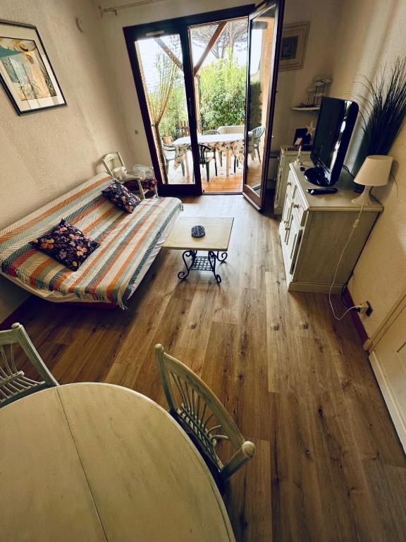 Bright cocoon in Sainte-Maxime - close to the sea