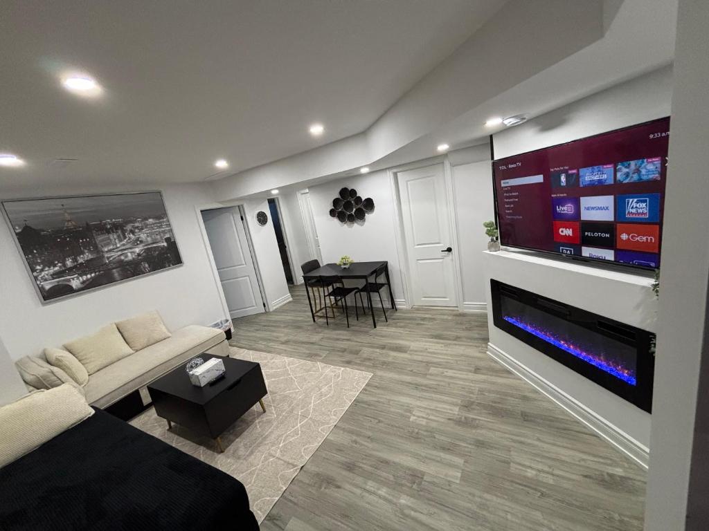 Gallery image of Luxury Guest Suite in Thorold