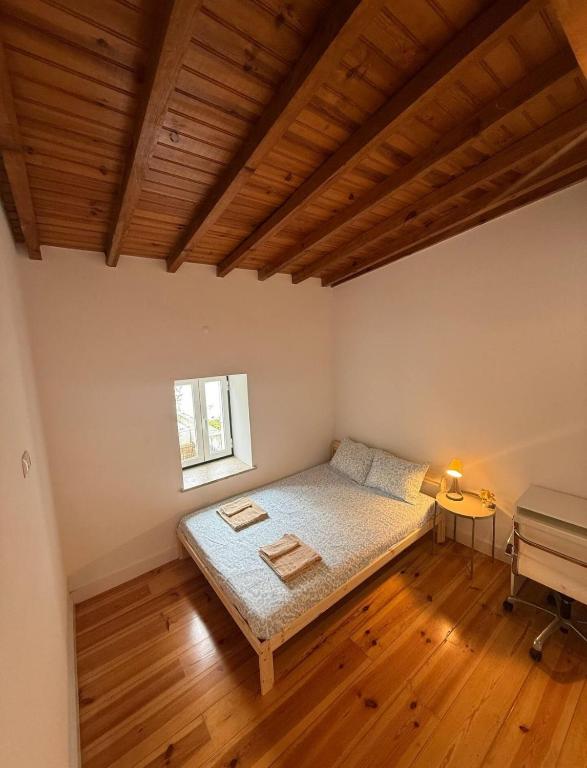 Quarto suite privada com banheiro- Av Liberdade
