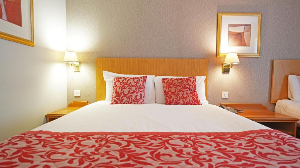 Hickstead Hotel - 