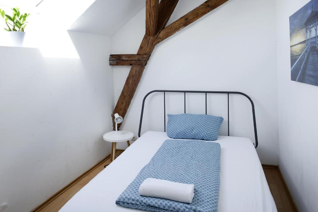 Westküste Lindau - Single Room With Shared Bathroom