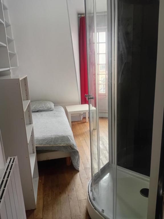 STUDIO ST MICHEL