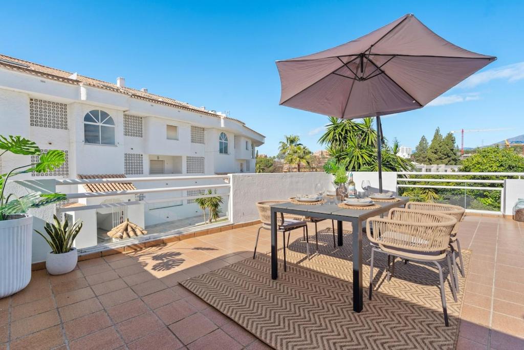 Beautiful 1-Bed Apartment in Golden Banús - RDR533