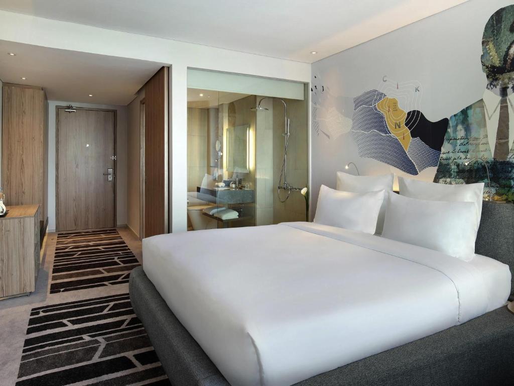 Novotel Jakarta Cikini - Deluxe King Room