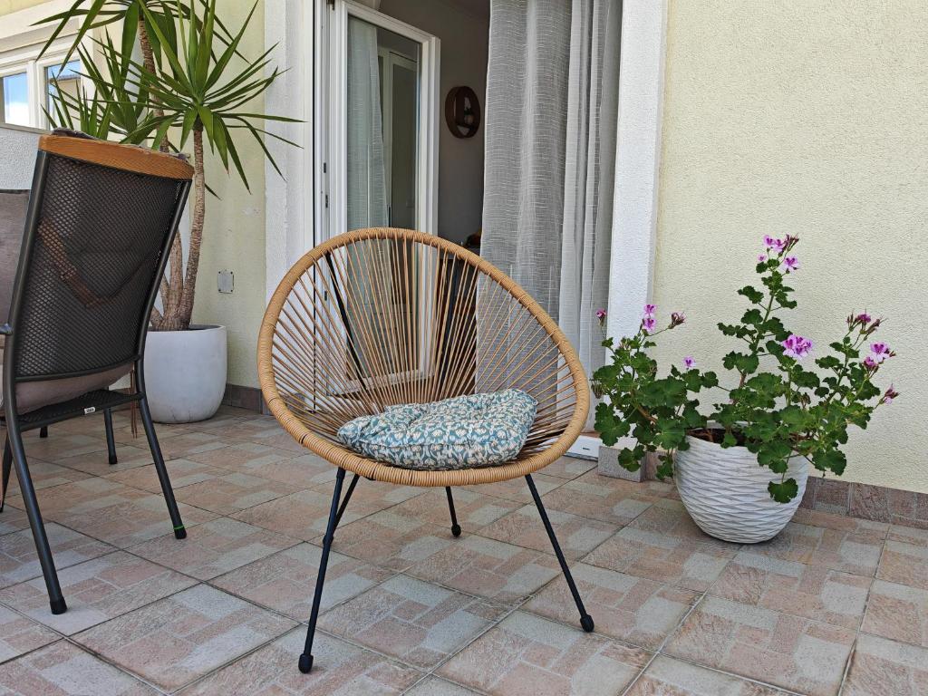 Mediterranean Garden Retreat
