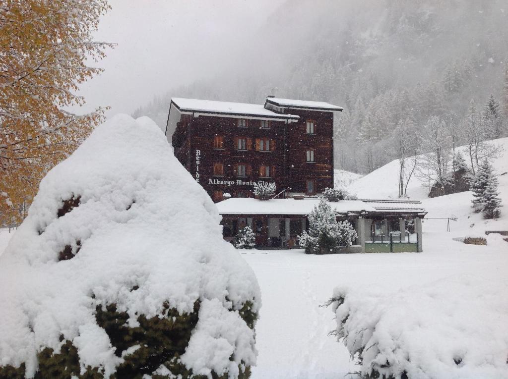 B&B Monte Giove Formazza v zimě