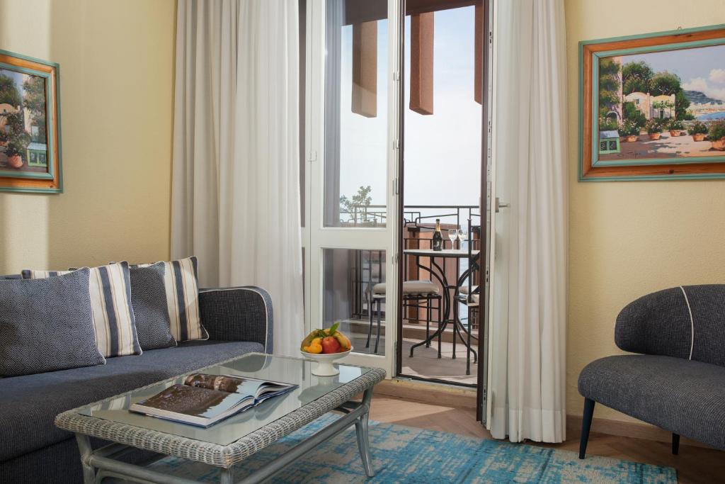 UNAHOTELS Capotaormina - 