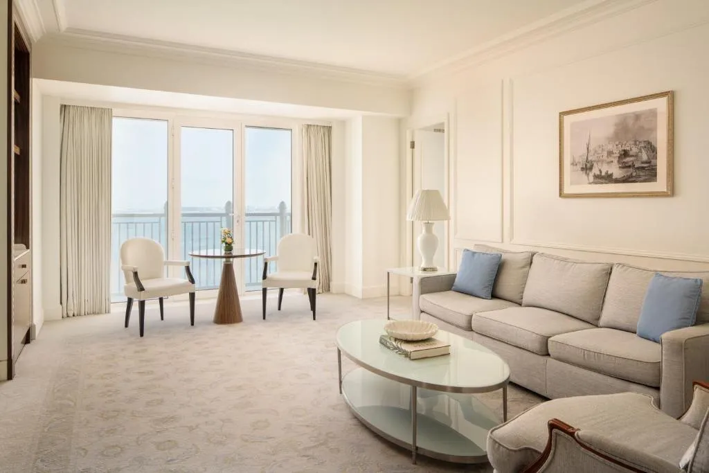 Executive King Suite with Sea View