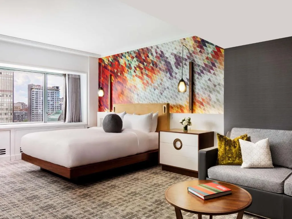 Deluxe King Room