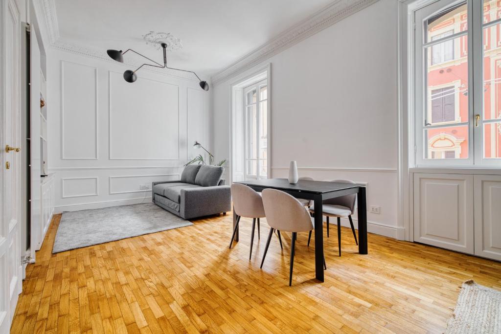 Central and Modern 2BR Apartment - Garibaldi Isola