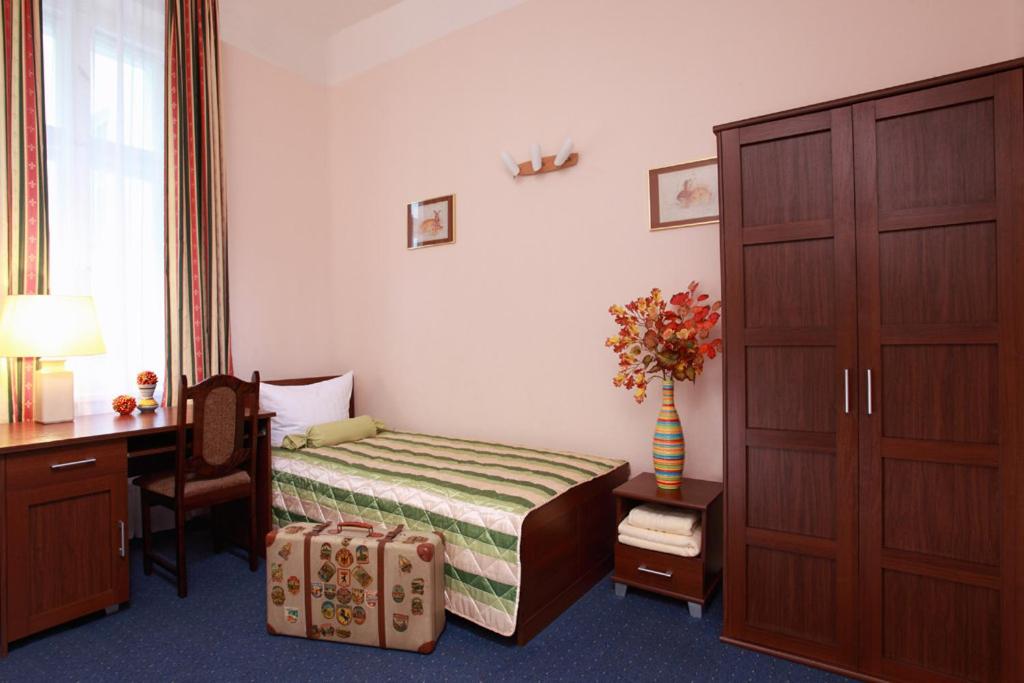 Hotel Central Inn am Hauptbahnhof Pension - Resim 21