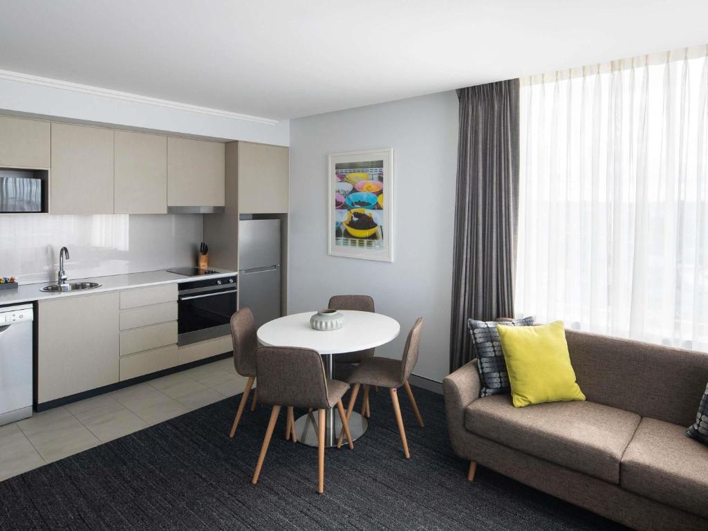 Mercure Sydney Bankstown photo