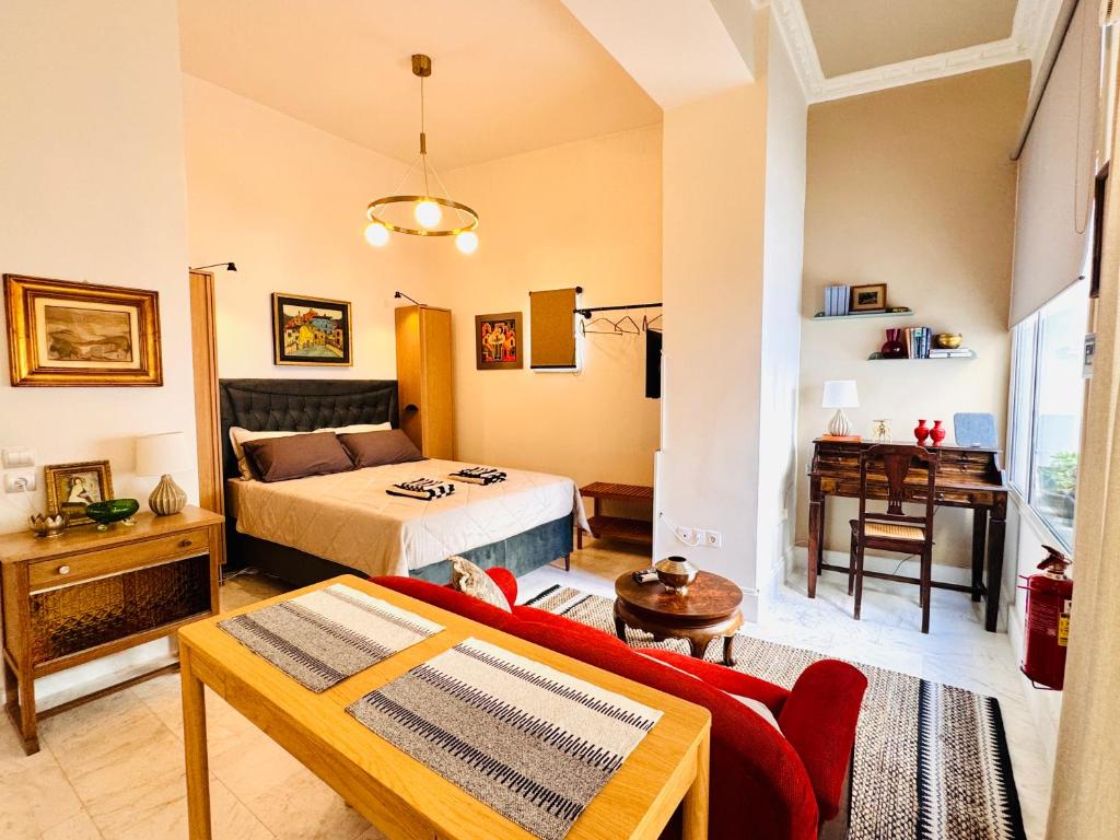 Charming Studio 5min walk from Palaio Faliro beach