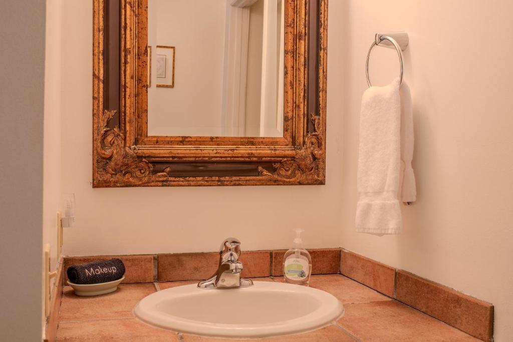 McKinley Edwards Inn photo