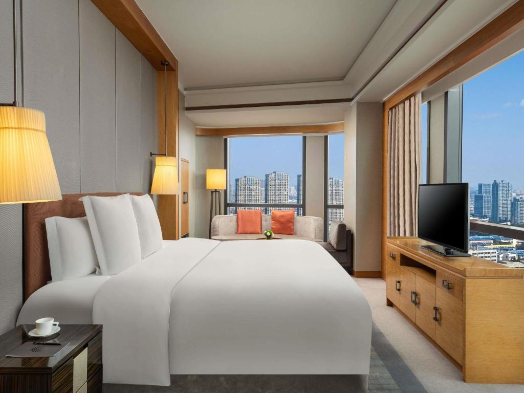 Pullman Haining - 