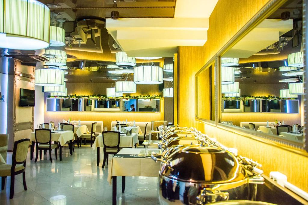 Restaurace v ubytování Jumbo Hotel