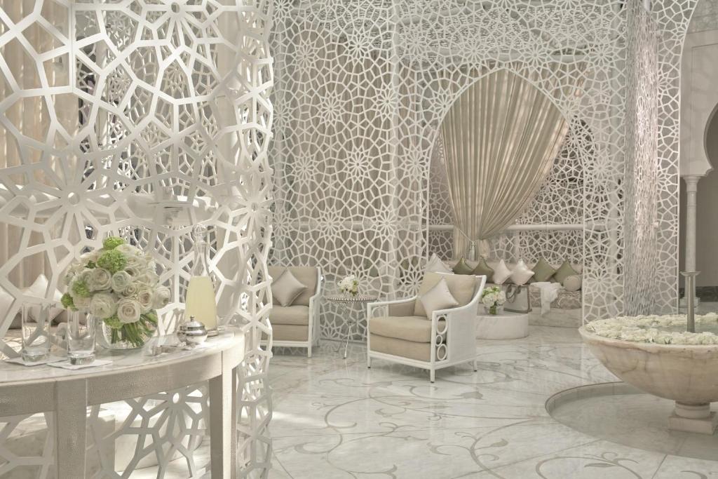 Posezení v ubytování Royal Mansour Marrakech