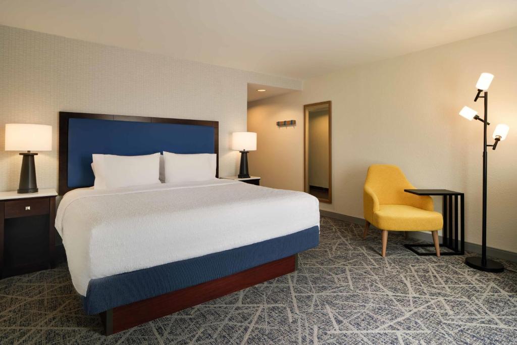 Hampton Inn Thomson - Quarto King Com Cabine De Duche - Não Fumador