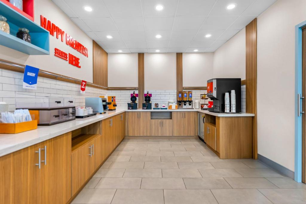 Hampton Inn Chicago-Gurnee photo