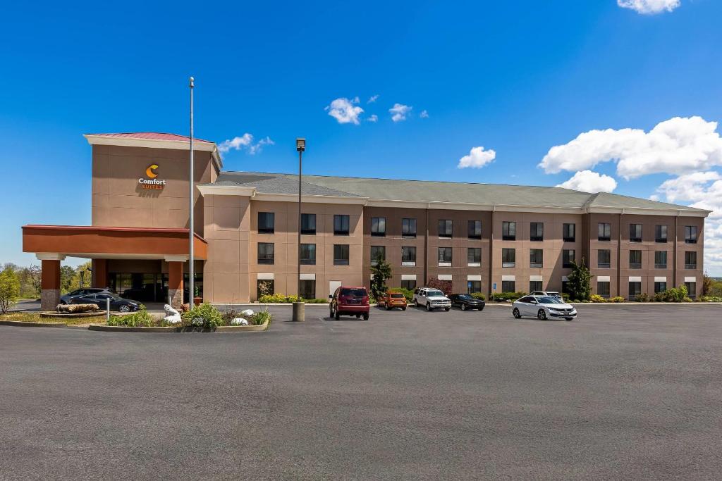 Comfort Suites Edinboro - Housity