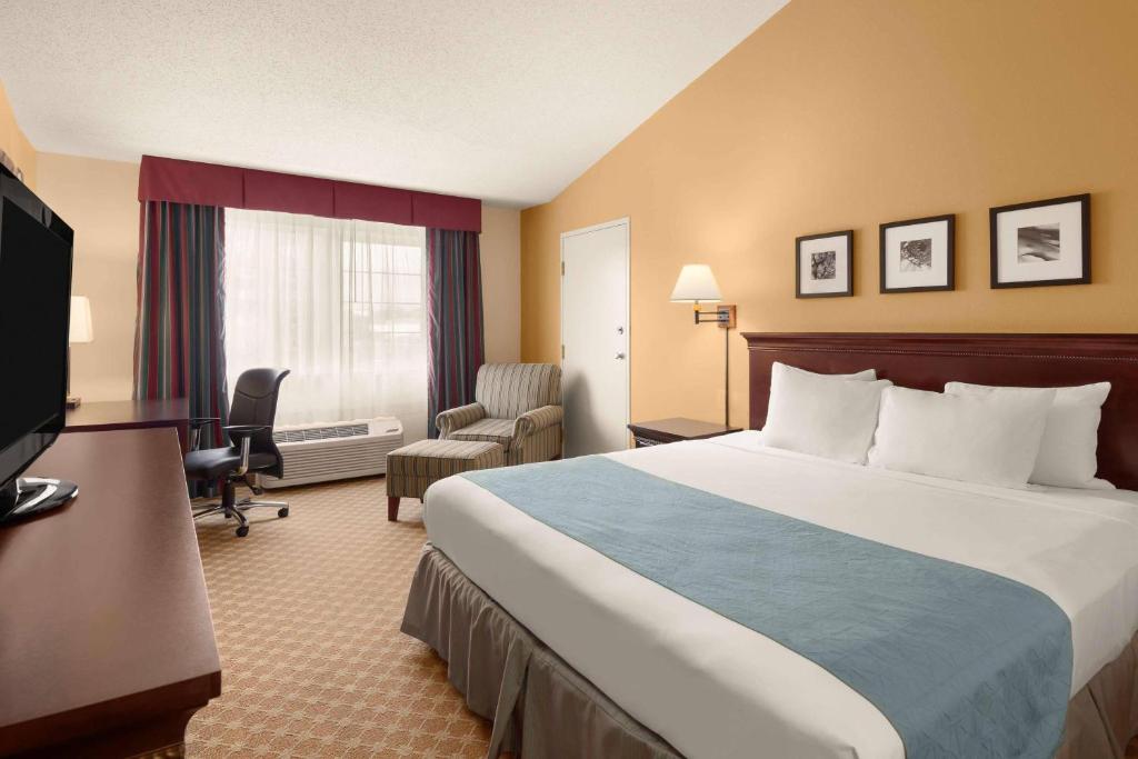 Country Inn & Suites by Radisson, Sioux Falls photo