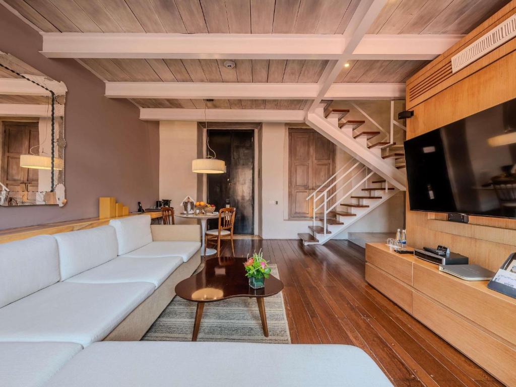 Duplex King Suite