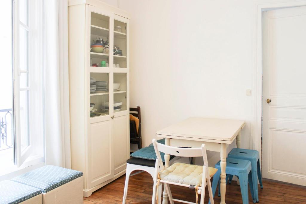 Charming Latin Quarter Apartment