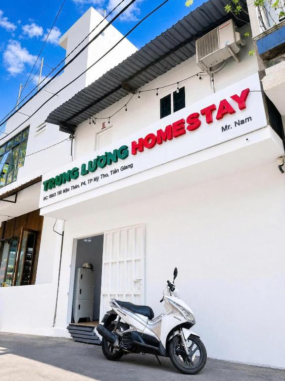 Gallery image of TRUNG LUONG HOMESTAY in Mỹ Tho