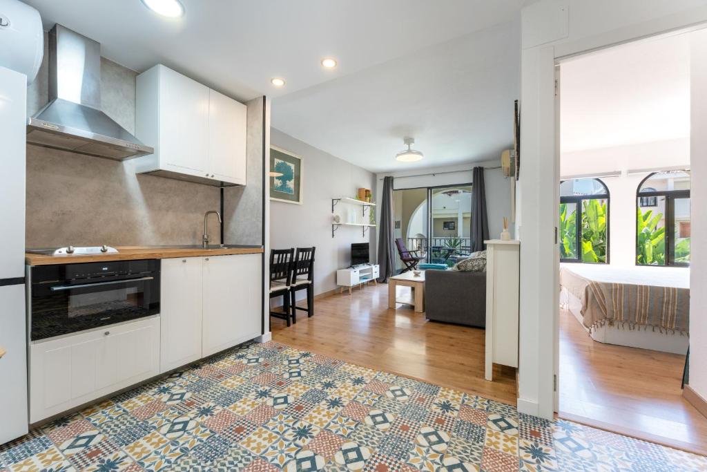 Sun Beach Apartment