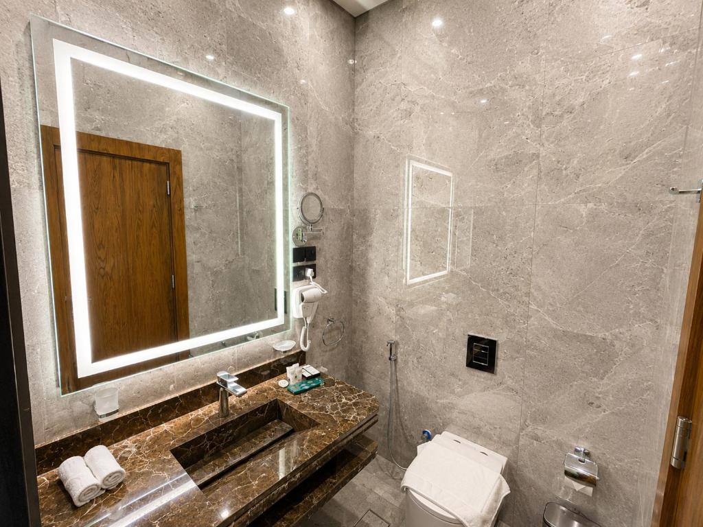 MORA HOTEL