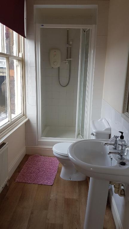 Lil's On The Waterfront - Resim 40