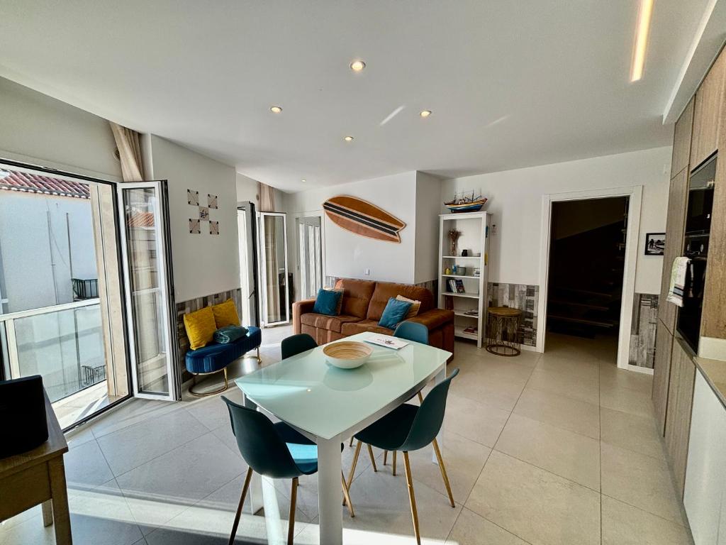 Hyper Centre, Beach 80m, Parking Available, Air Conditioning