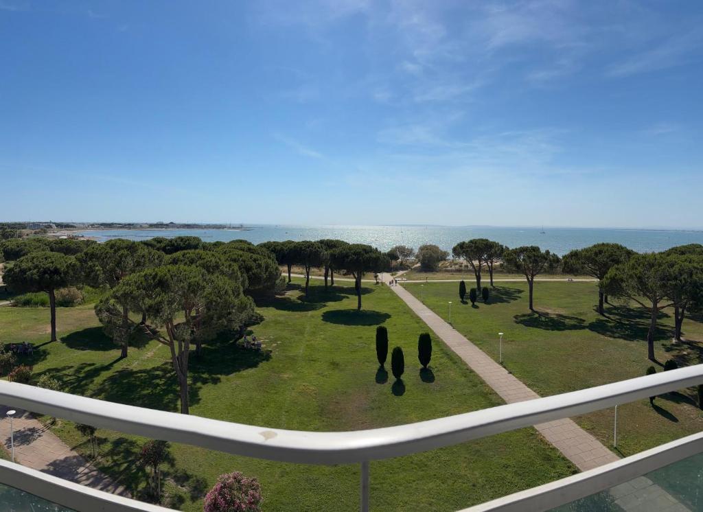 Séjour face à la mer 2chambres 5e ét. Panoramique