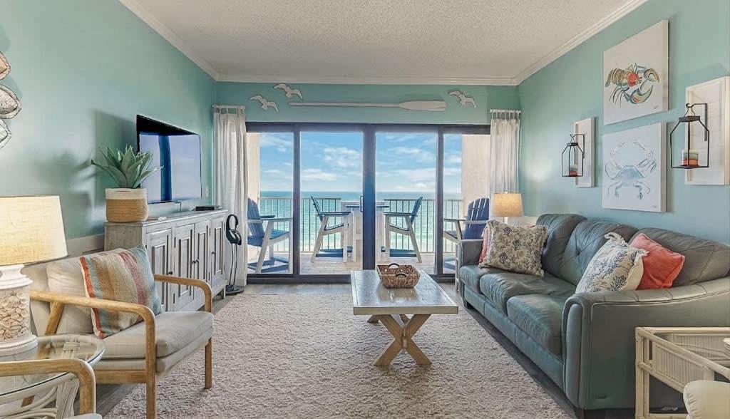 Tropical Winds 702 by ALBVR - Beachfront Comfort with Stunning Gulf Views, Gulf Shores & Orange Beach, AL